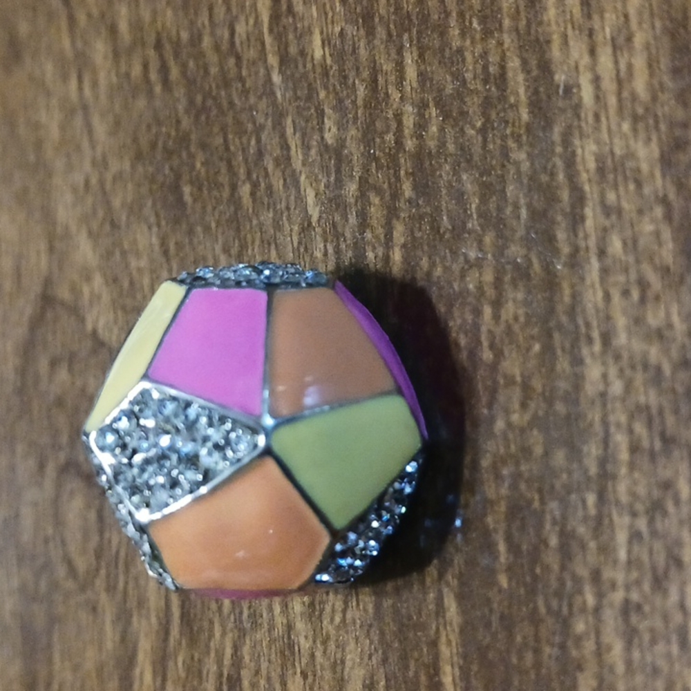 Womans  Ring 6 Big & Bold Sparkler